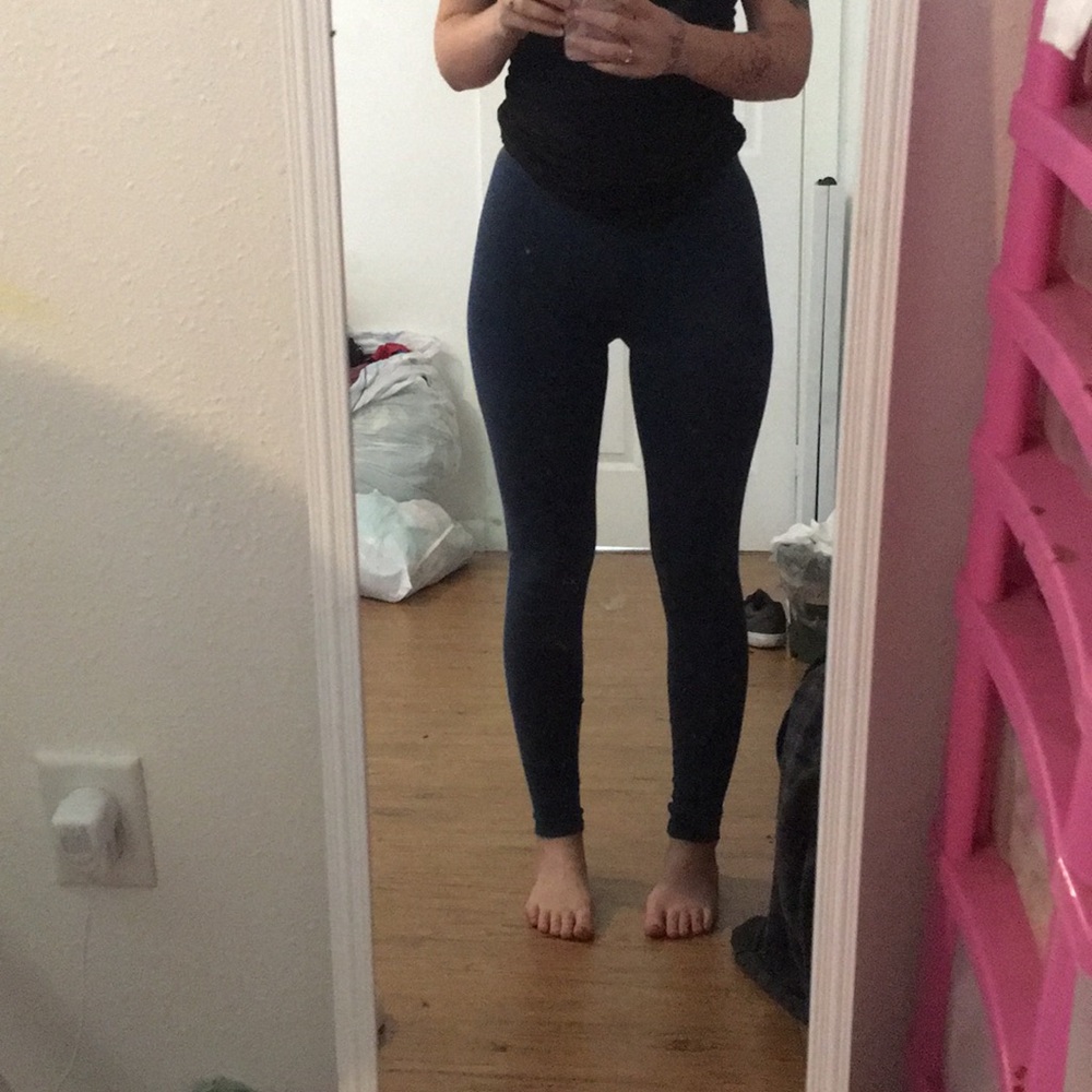 Navy blue leggings